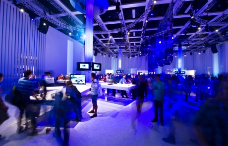 animateur micro grande surface île-de-france pour votre centre commercial - Dominique Lowe