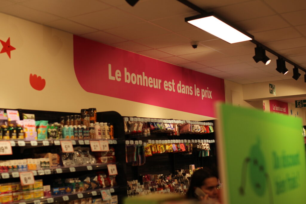 Affiche dans le nouveau magasin