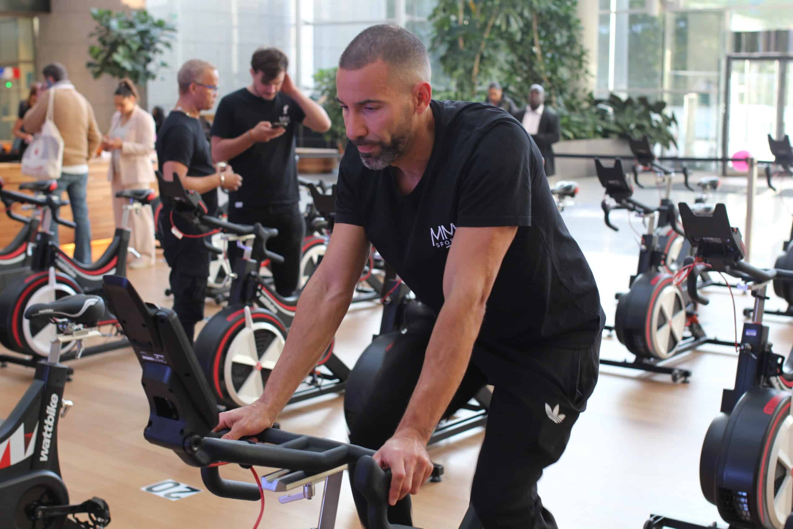 Homme vélo team building