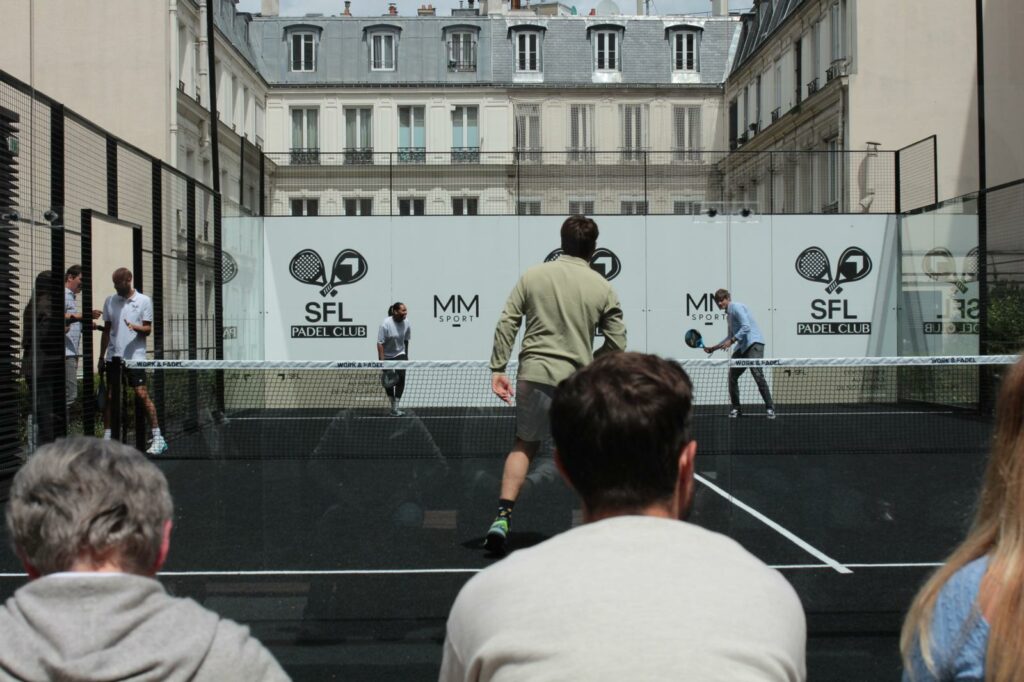 Match sur le terrain de paddle SFL
